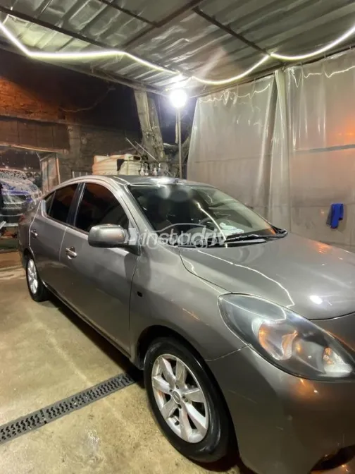 Nissan Sunny 2013 Bronze Used for Sale - 4