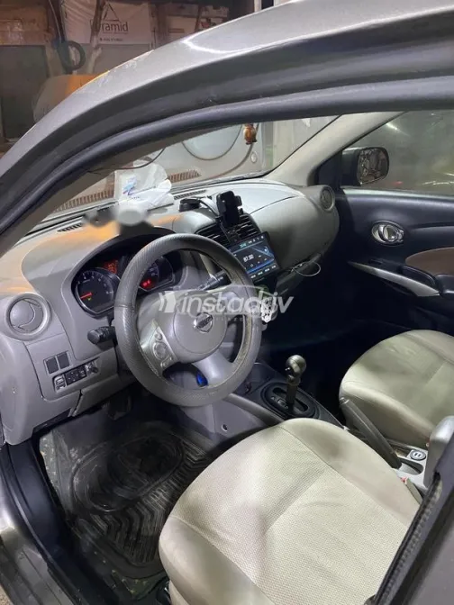 Nissan Sunny 2013 Bronze Used for Sale - 7