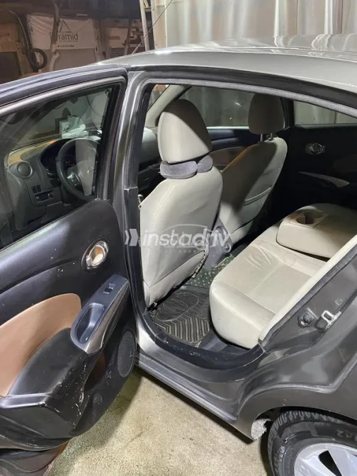 Nissan Sunny 2013 Bronze Used for Sale - 8