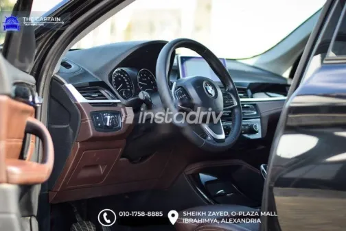 بي ام دبليو X1 2020 أسود مستعملة للبيع - 2