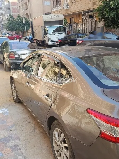 Nissan Sentra 2018 White Used for Sale - 2