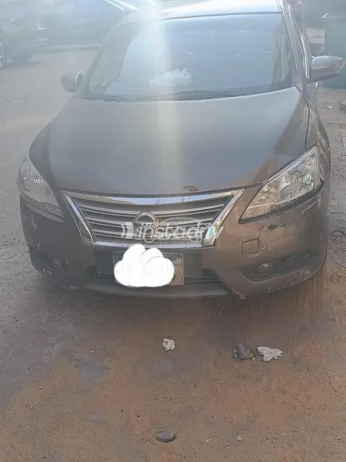 Nissan Sentra 2018 White Used for Sale - 5