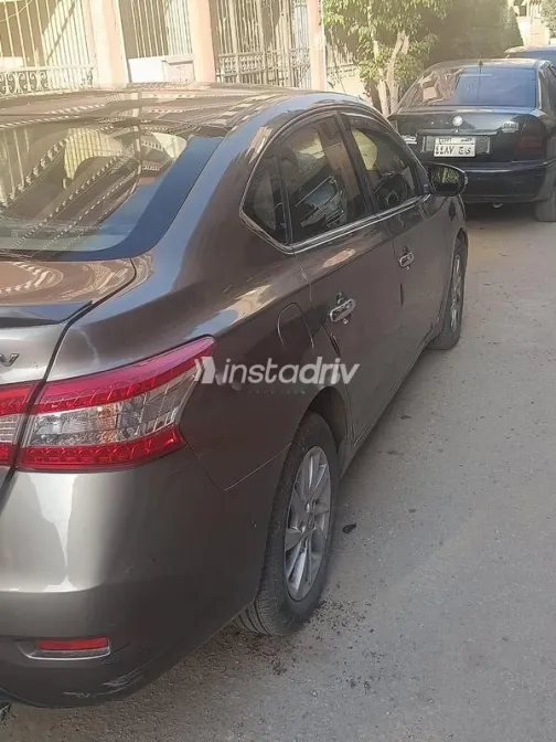 Nissan Sentra 2018 White Used for Sale - 7