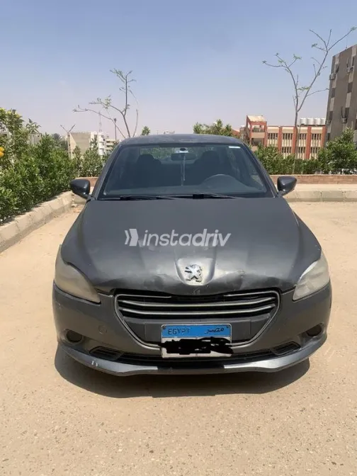 Peugeot 301 2020 White Used for Sale - 1