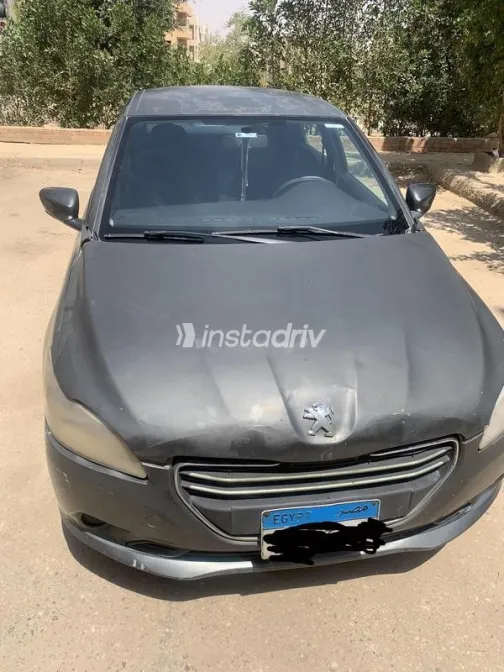 Peugeot 301 2020 White Used for Sale - 5