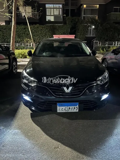 Renault Megane 2022 Black Used for Sale - 1