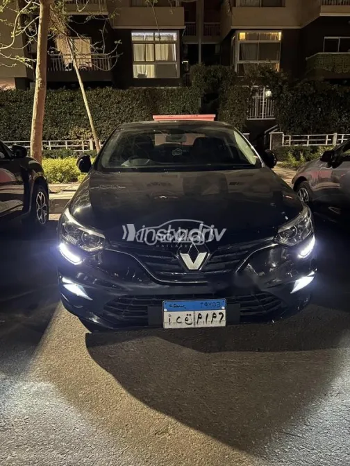 Renault Megane 2022 Black Used for Sale - 3