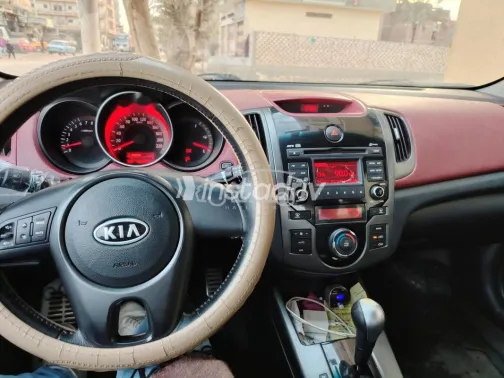 Kia Cerato Koup 2010 Black Used for Sale - 4