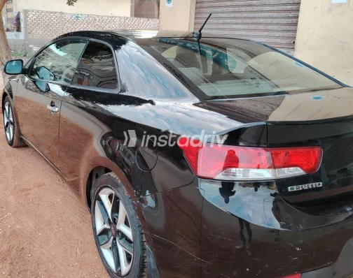 Kia Cerato Koup 2010 Black Used for Sale - 8