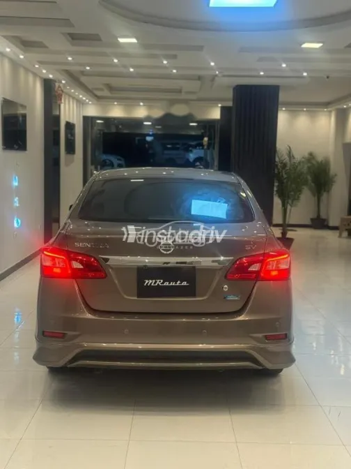 Nissan Sentra 2023 Brown Used for Sale - 4