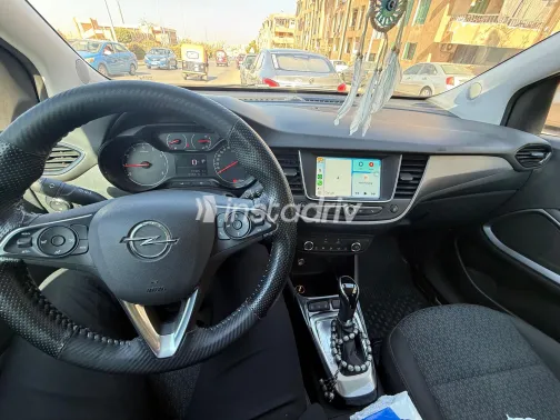 اوبل كروس لاند 2022 أبيض مستعملة للبيع - 1