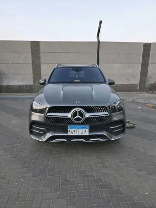 مرسيدس جي ال اي 450 2023 أبيض مستعملة للبيع