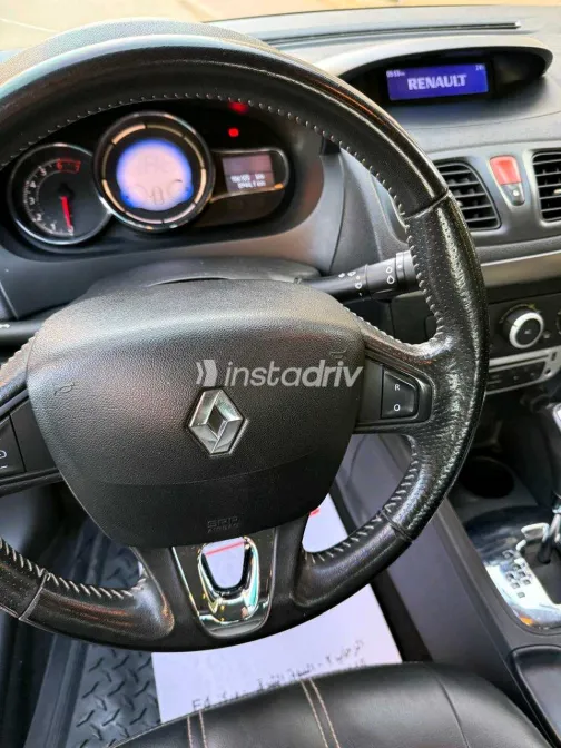 Renault Fluence 2016 White Used for Sale - 1