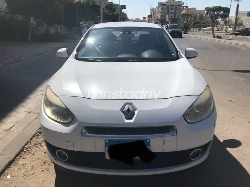Renault Fluence 2012 White Used for Sale - 9