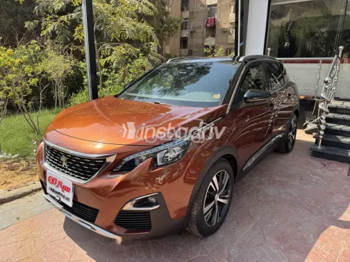 بيجو 3008 2020 بني مستعملة للبيع - 1
