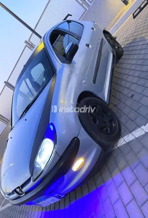 بيجو 206 2003 سماوي مستعملة للبيع - 3