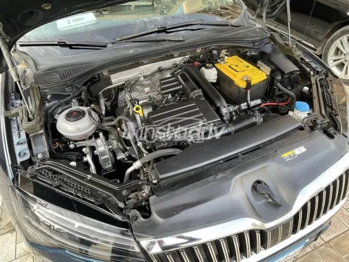 سكودا سوبيرب 2022 أزرق غامق مستعملة للبيع - 4