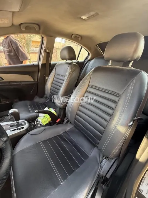 Chevrolet Cruze 2015 Black Used for Sale - 6