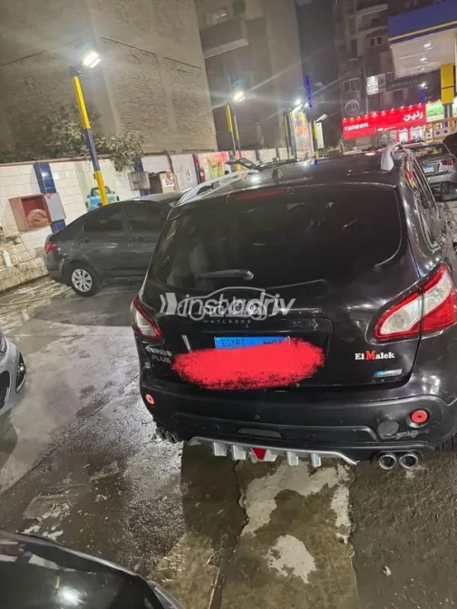 Nissan Qashqai 2012 Black Used for Sale - 3