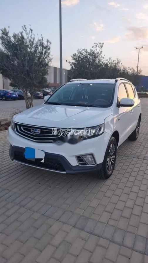 Geely Emgrand X7 2019 White Used for Sale - 2
