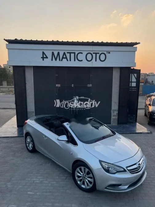 Opel Cascada 2016 Silver Used for Sale - 1