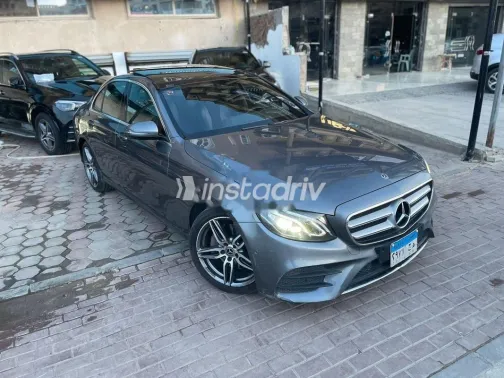 Mercedes E 180 2019 White Used for Sale - 3