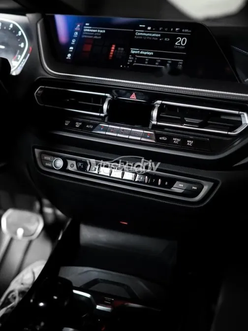 بي ام دبليو 218 i 2021 أزرق غامق مستعملة للبيع - 8