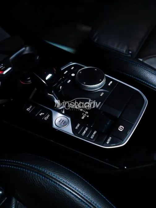 بي ام دبليو 218 i 2021 أزرق غامق مستعملة للبيع - 9