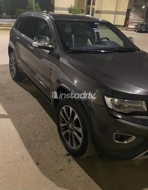 Jeep Grand Cherokee 2017 White Used for Sale - 9