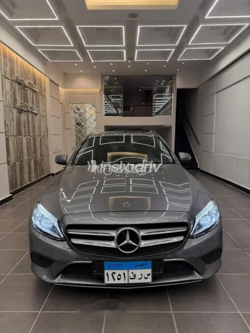 Mercedes C 180 2021 Gray Used for Sale - 1