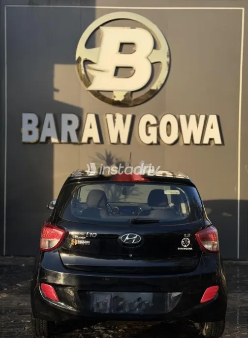 Hyundai Grand i10 2015 Black Used for Sale - 4