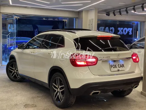 Mercedes GLA 2015 White Used for Sale - 1