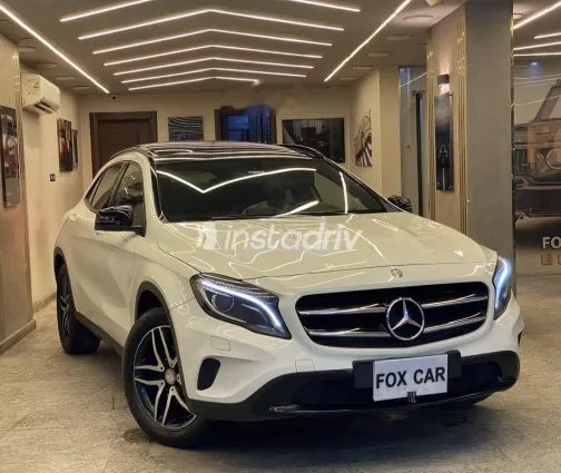 Mercedes GLA 2015 White Used for Sale - 4