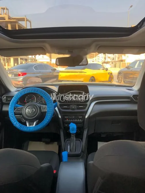 Toyota Urban Cruiser 2025 Silver Used for Sale - 7