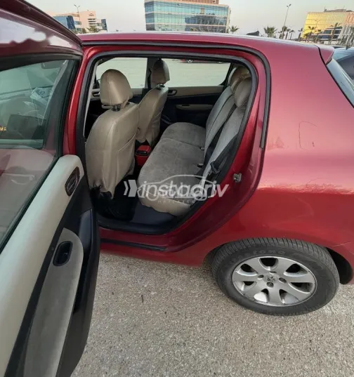 بيجو 307 2007 أحمر غامق مستعملة للبيع - 1