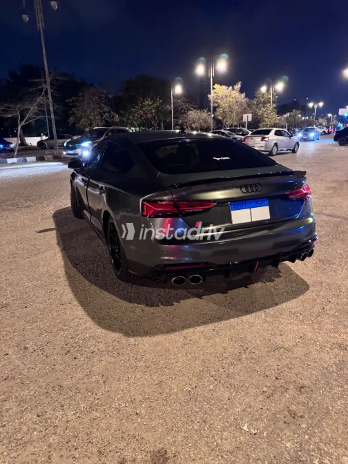 اودي A5 2022 أبيض مستعملة للبيع - 3