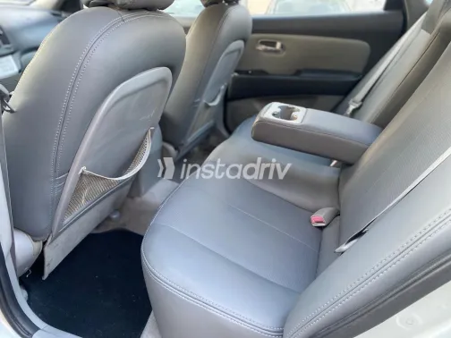 Hyundai Elantra HD 2011 White Used for Sale - 6