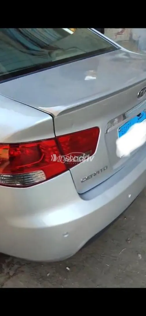 Kia Cerato 2010 Silver Used for Sale - 10