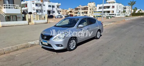 نيسان صنى 2021 أبيض مستعملة للبيع - 6