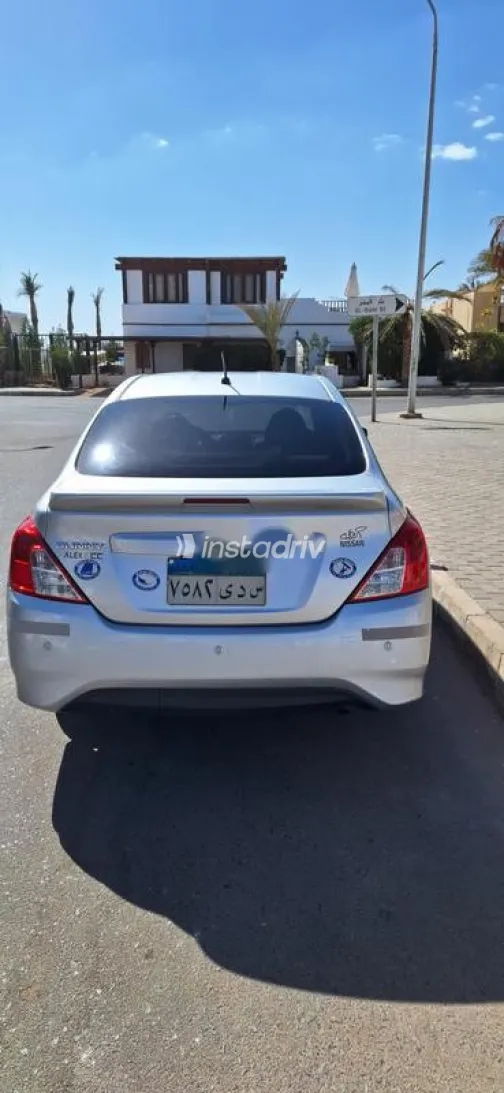 نيسان صنى 2021 أبيض مستعملة للبيع - 8