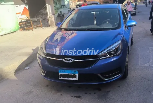شيرى اريزو 5 2022 أبيض مستعملة للبيع - 2