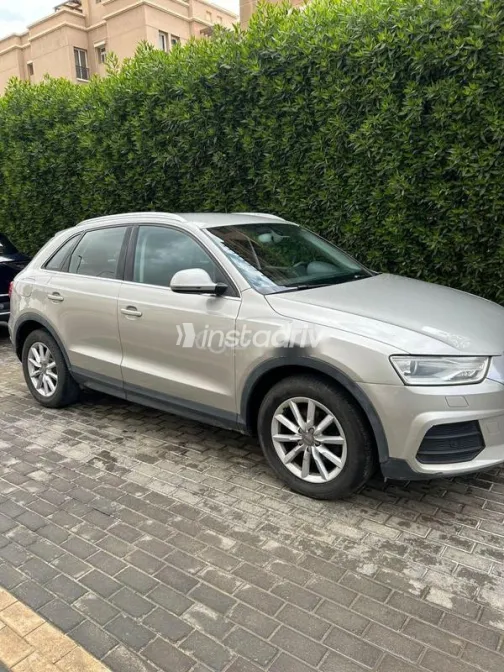 Audi Q3 2015 Silver Used for Sale - 1