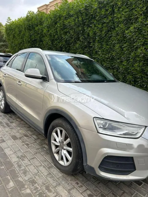 Audi Q3 2015 Silver Used for Sale - 3