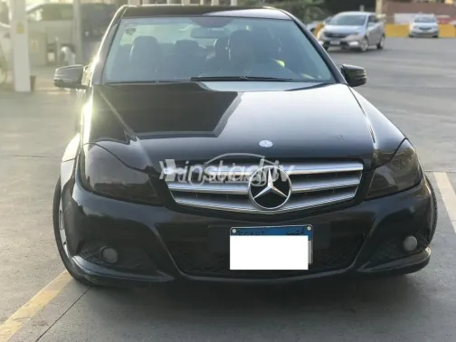 Mercedes C 180 2012 Black Used for Sale - 1