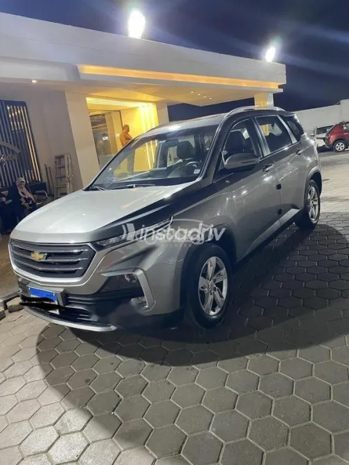 Chevrolet Captiva 2021 Silver Used for Sale - 1
