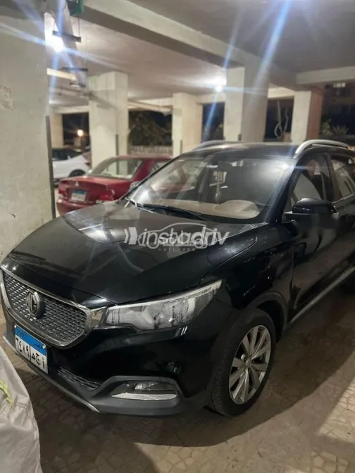 MG ZS 2021 White Used for Sale - 3