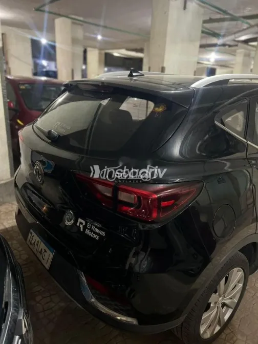 MG ZS 2021 White Used for Sale - 4