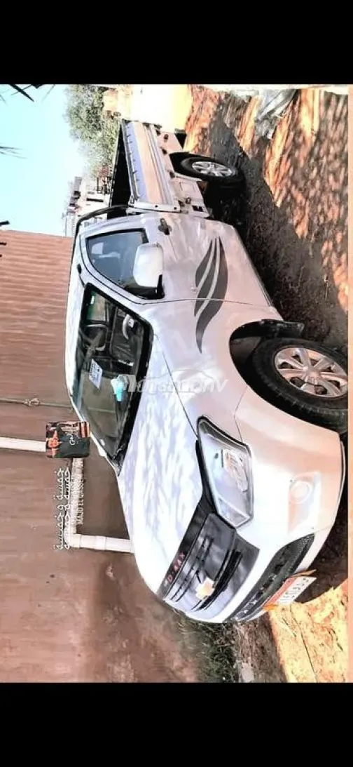Chevrolet T-Series 2019 White Used for Sale - 3
