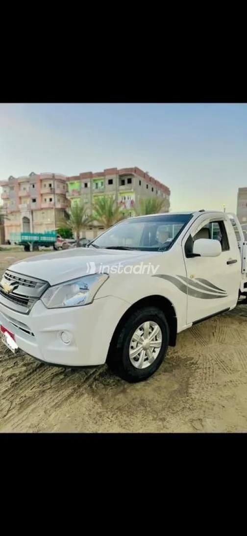 Chevrolet T-Series 2019 White Used for Sale - 7