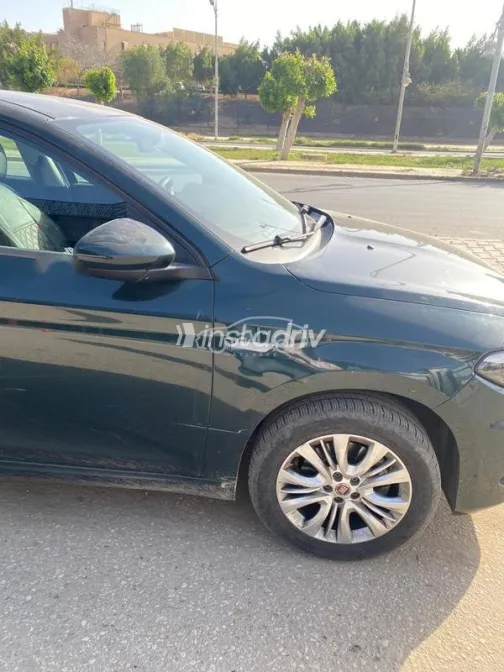 Fiat Tipo 2021 Dark Green Used for Sale - 4